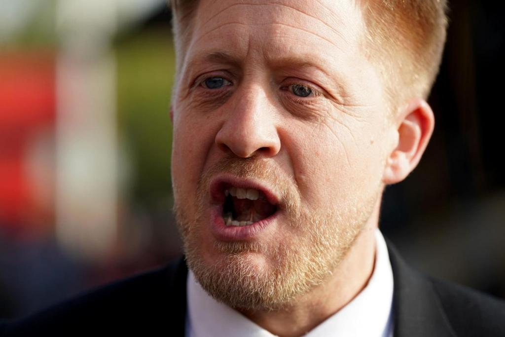 Nick Cox — Everton